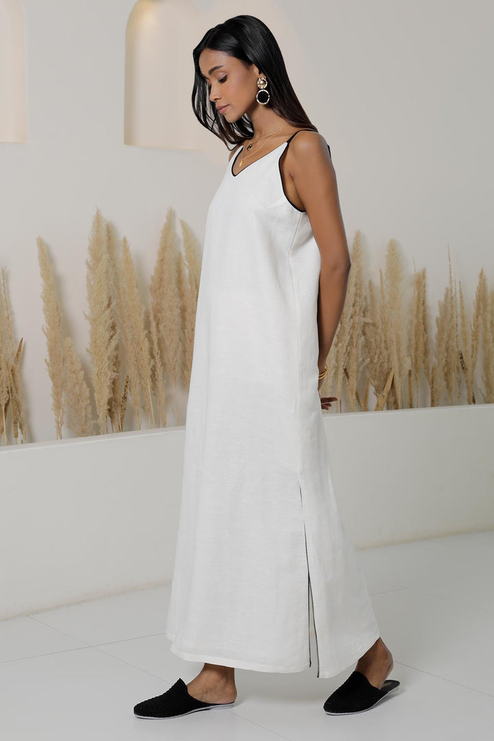 Shiro Kuro Side Slit Dress