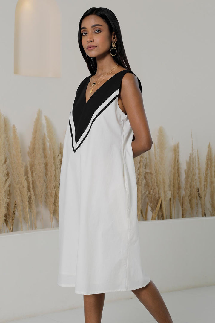 Shiro Kuro V-Neck Colour Block Dress