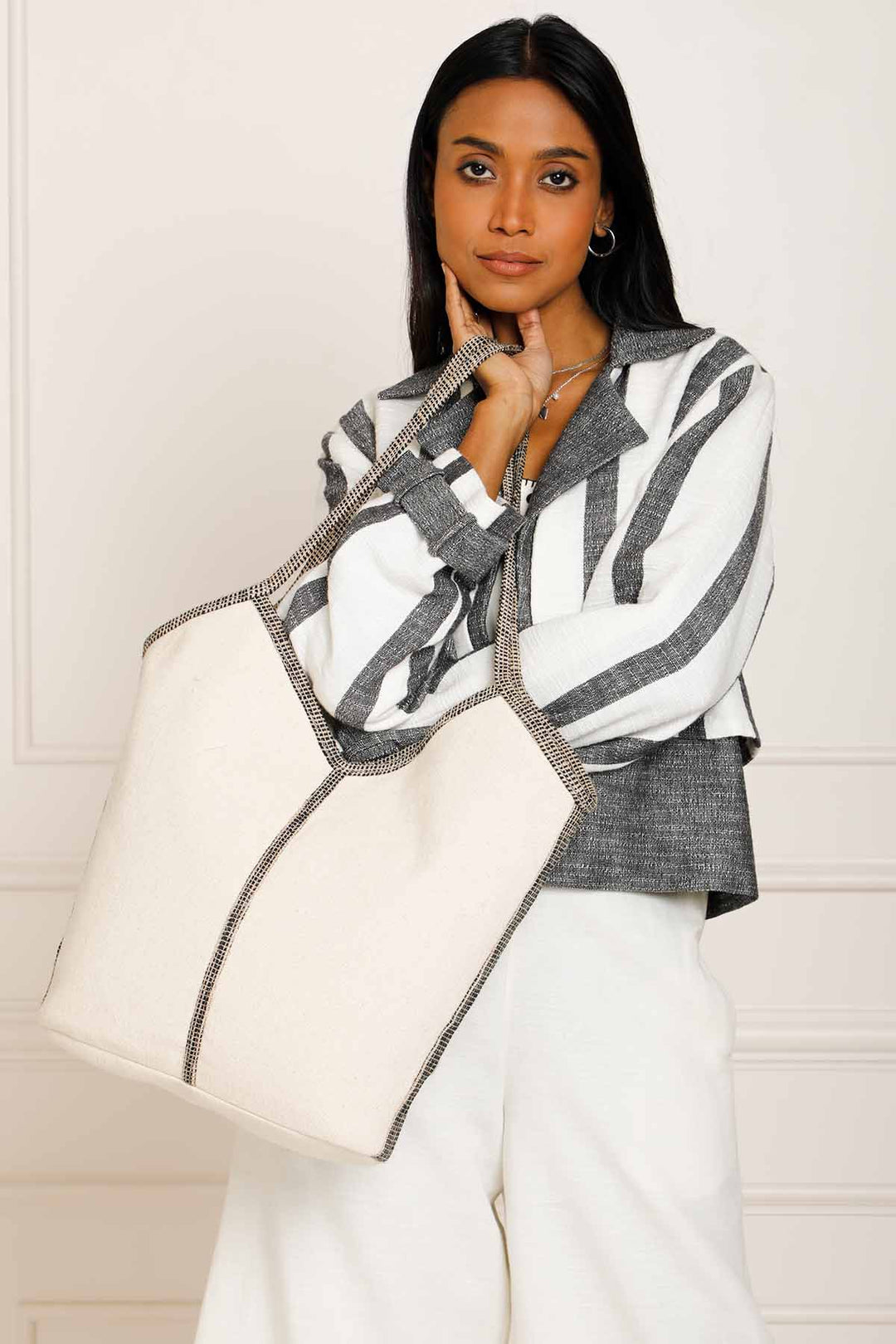 Sai Riyo Wishful Tote Bag