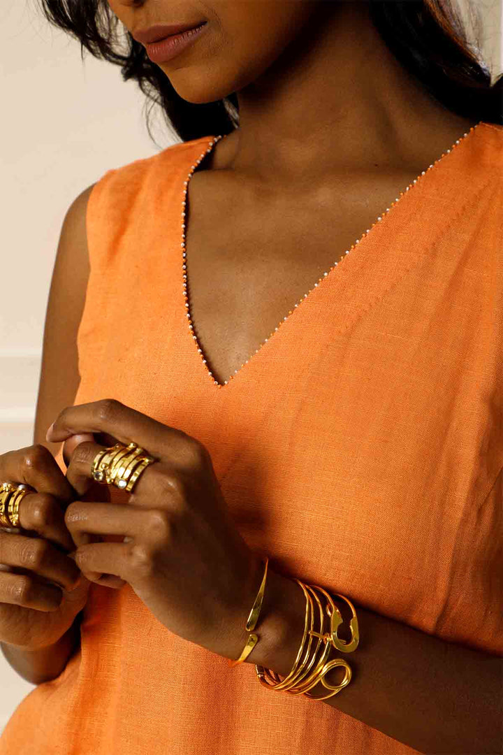 SIENNA V-NECK DRESS