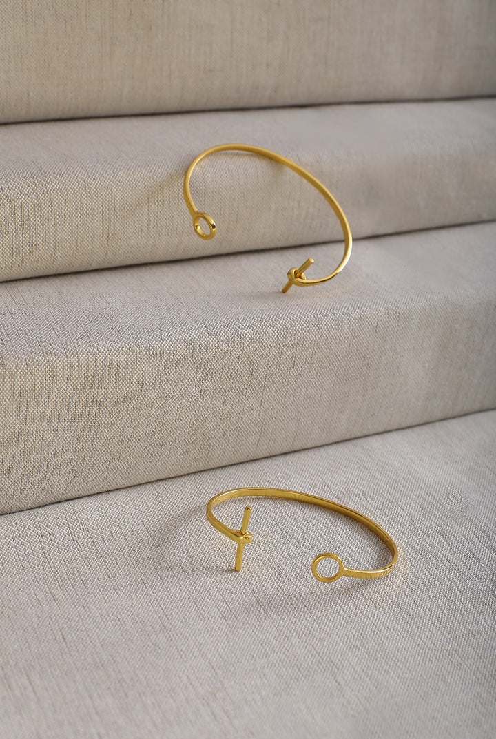 The Knot Bracelet