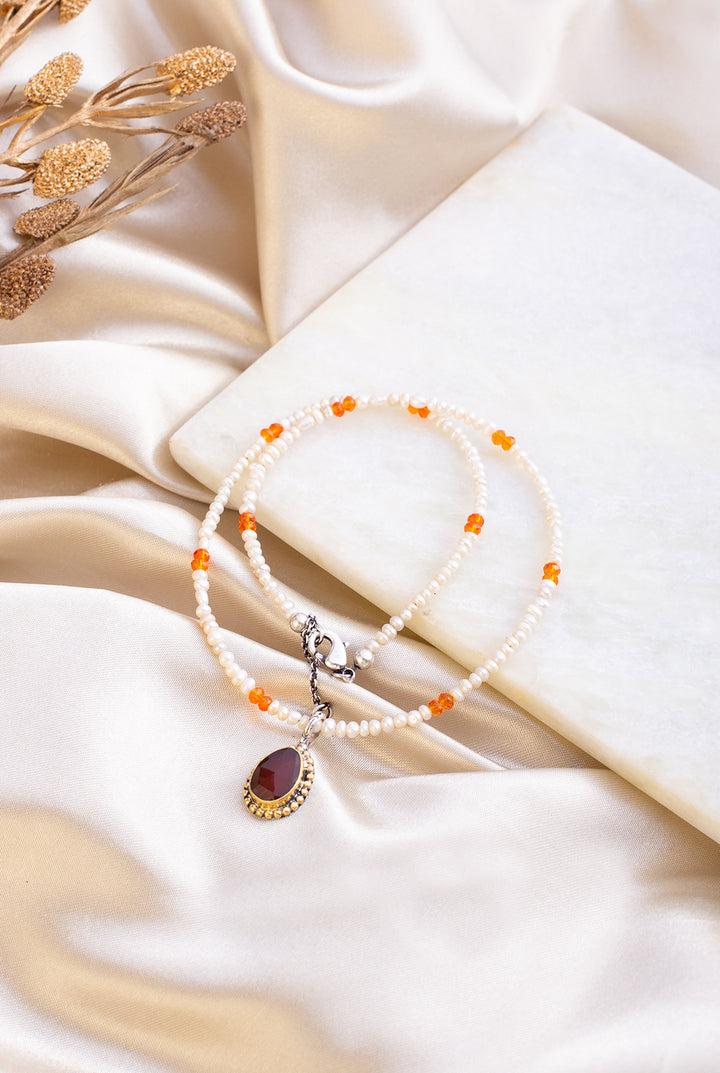 The Carnelian Pearl Necklace
