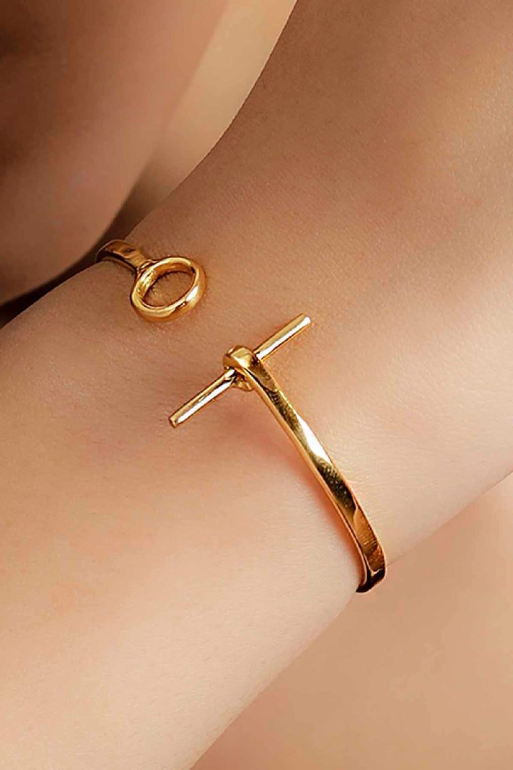 The Knot Bracelet
