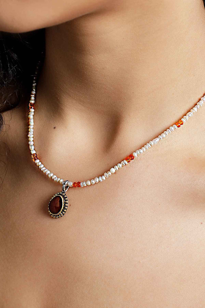 The Carnelian Pearl Necklace