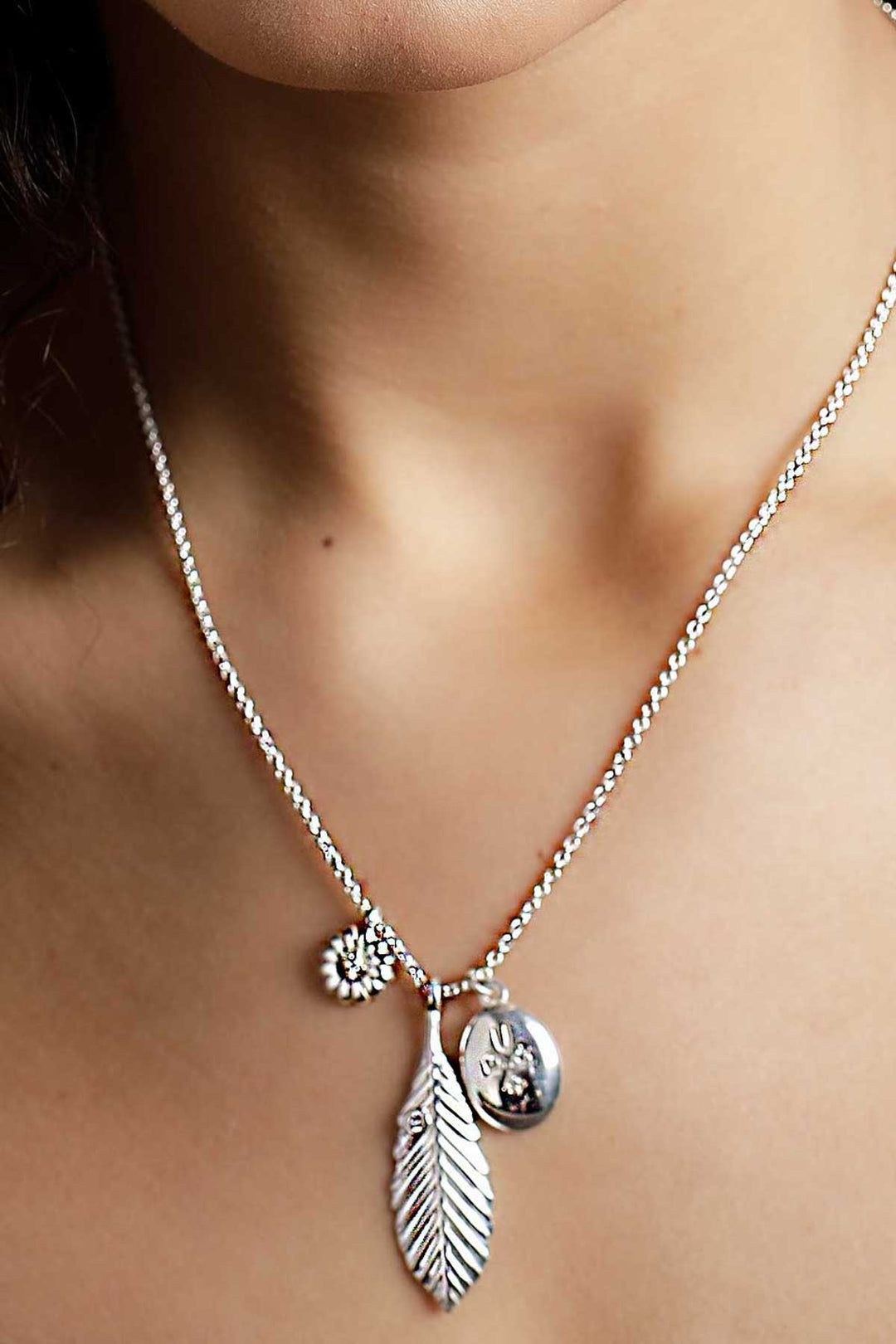 Frond Necklace