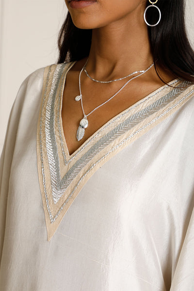 Theia Kaftan