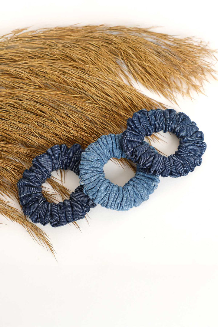 FEMALE DENIM SCRUNCHIES
