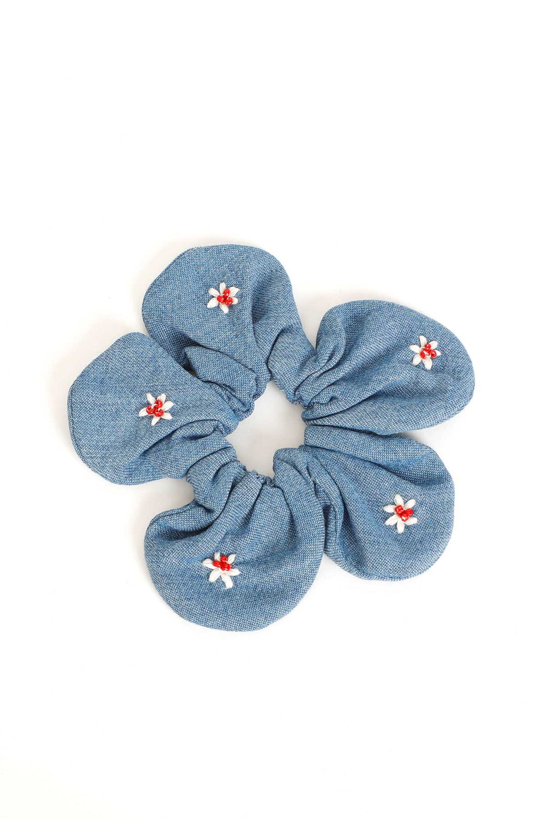 LT. DENIM PERIWINKLE FLOWER SCRUNCHIE