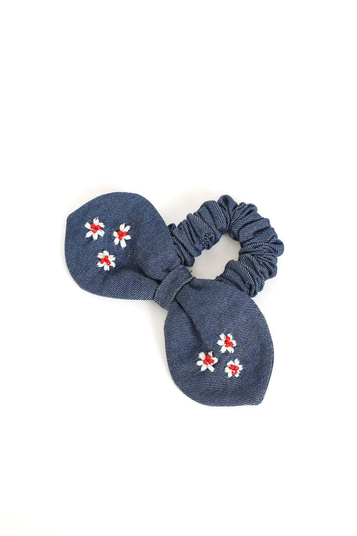 BOW SCRUNCHIES