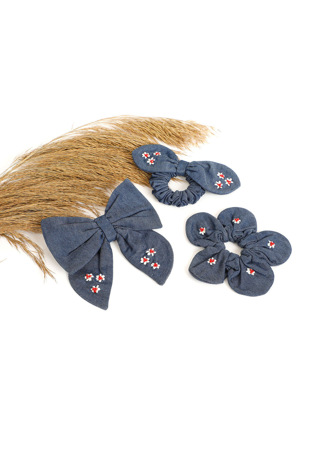 3 PACKBOW &  PERIWINKLE FLOWER  FEMALE HAIR SCRUNCHIES