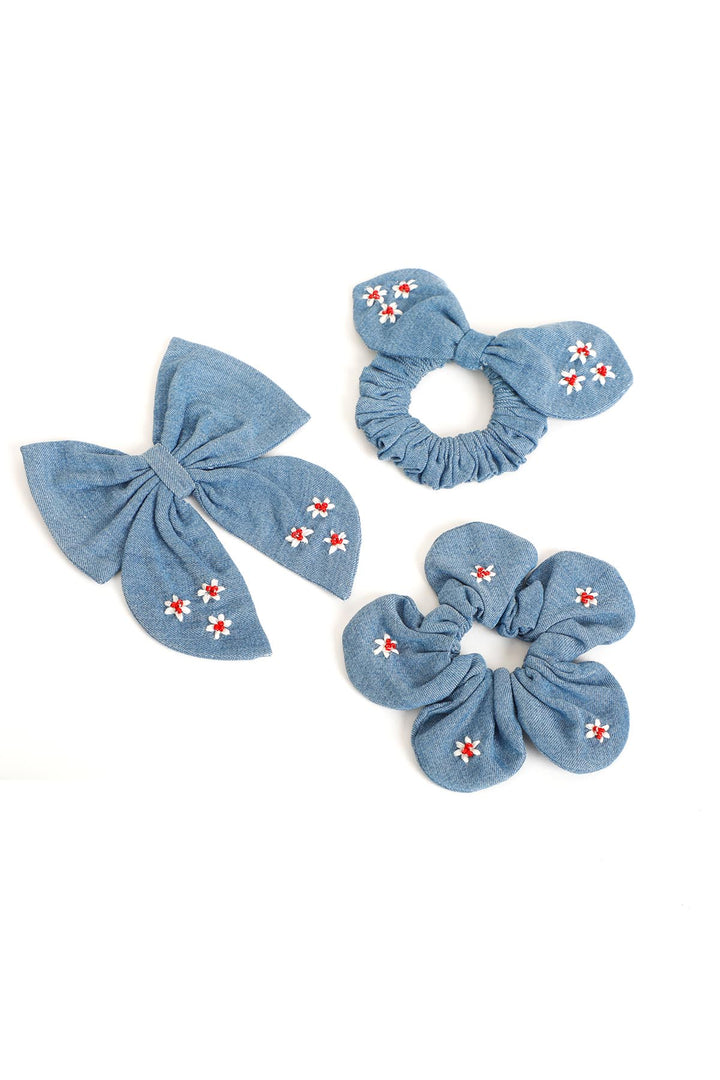 3 PACKBOW &  PERIWINKLE FLOWER  FEMALE HAIR SCRUNCHIES