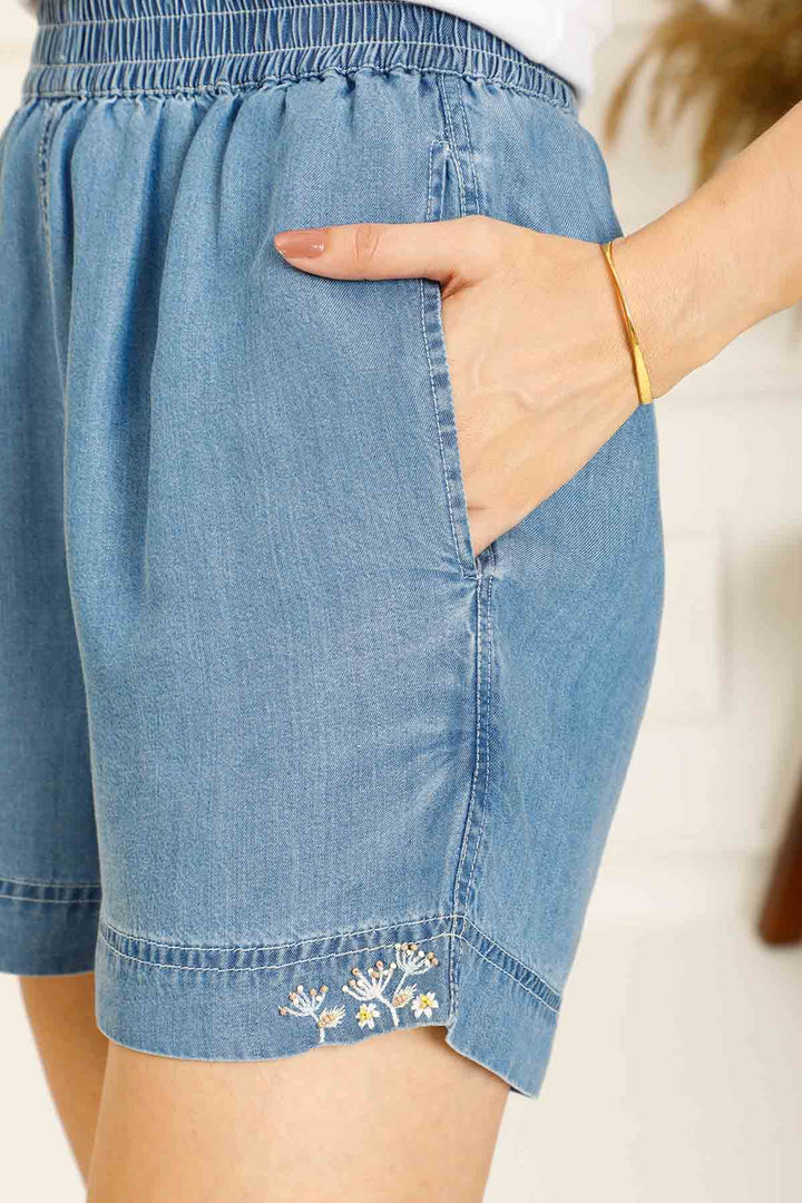 DENIM SHORTS