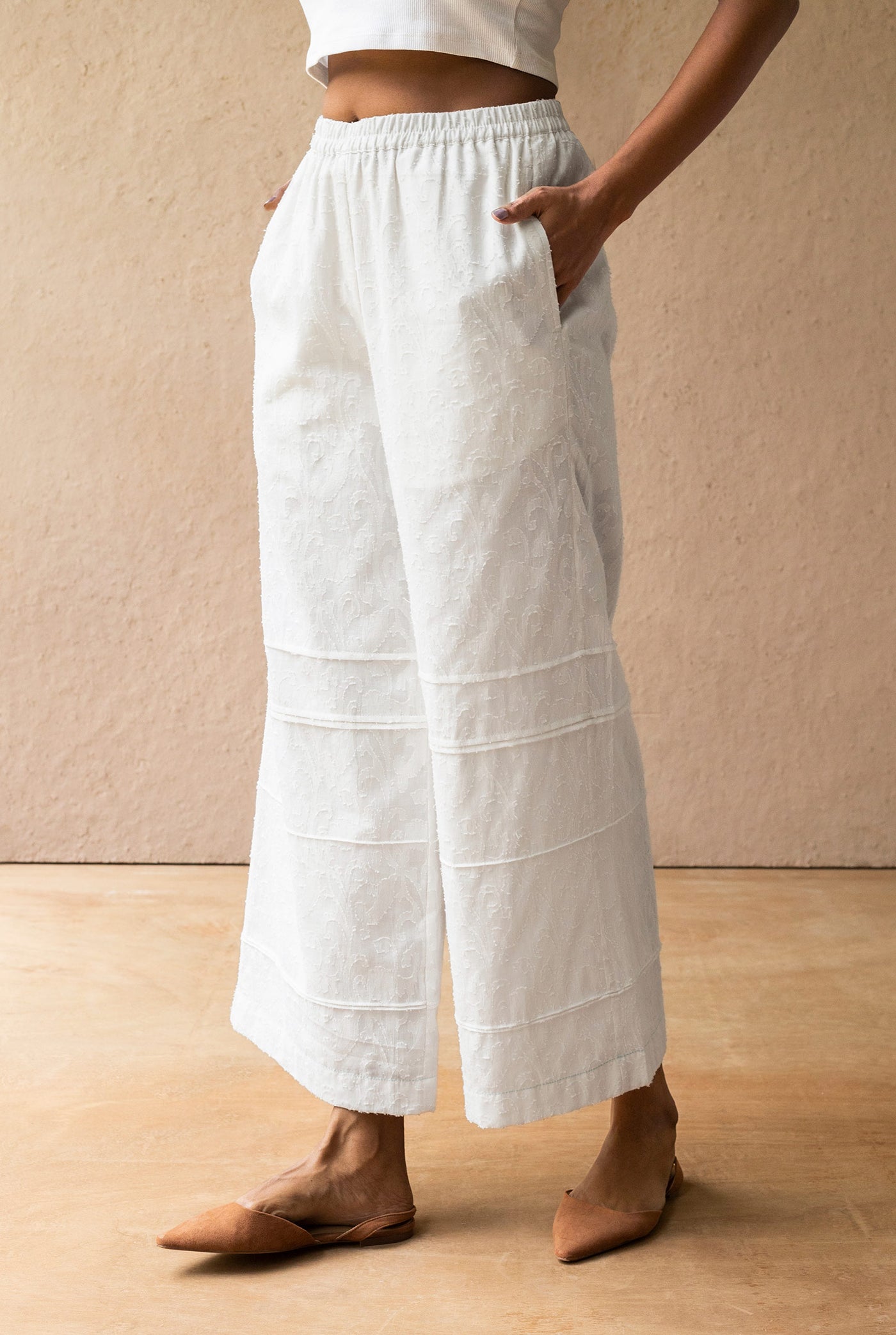 Blanco Wide Legged Pleated Pant